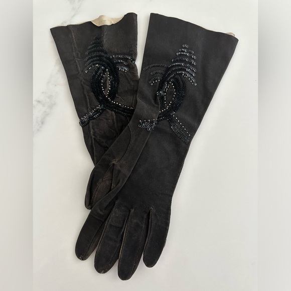 Vintage Pair Kid Leather Evening Gloves Decorated With Sequins In A Bow Design
